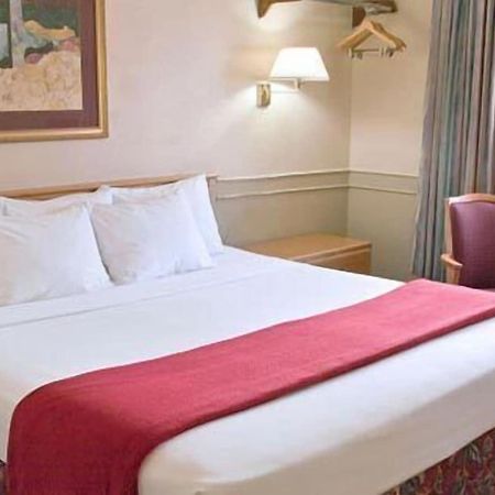 Adventure Inn - Гленуд Спрингс Екстериор снимка