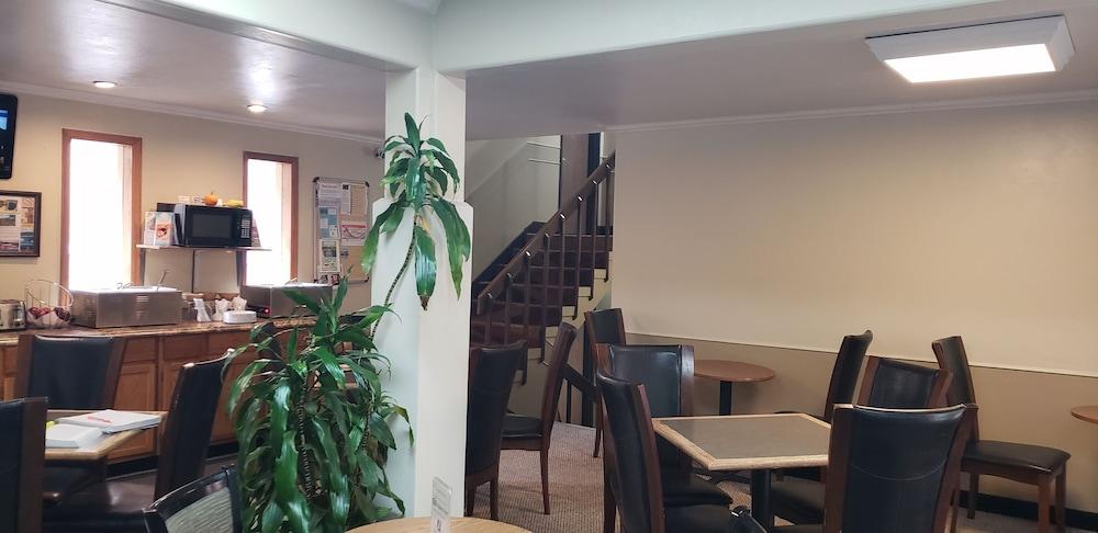 Adventure Inn - Гленуд Спрингс Екстериор снимка